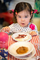 Nara Eating Cake