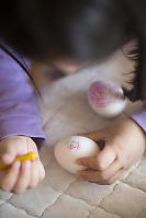 Nara Putting Flowers On Her Egg