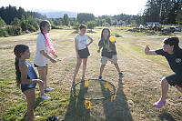 Playing Spikeball