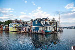 Houseboats At Fishermans Wharf